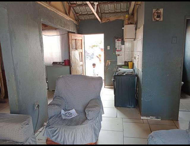 2 BEDROOM HOUSE FOR SALE IN KANANA PARK